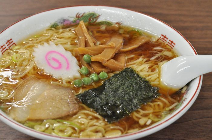 ラーメン店の醤油ラーメン